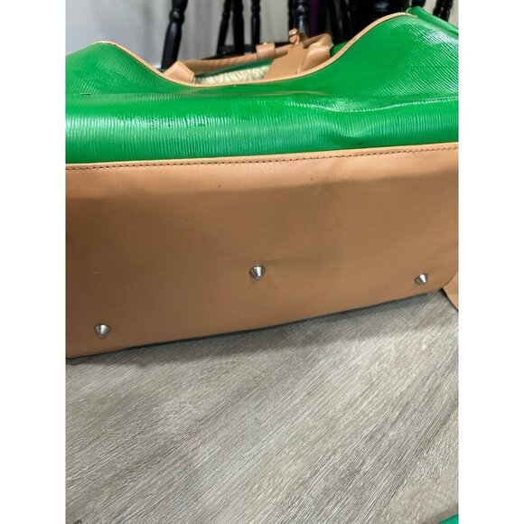 Adrienne Vittadini Bright Green Large Weekender Large Travel Bag - Picture 8 of 8